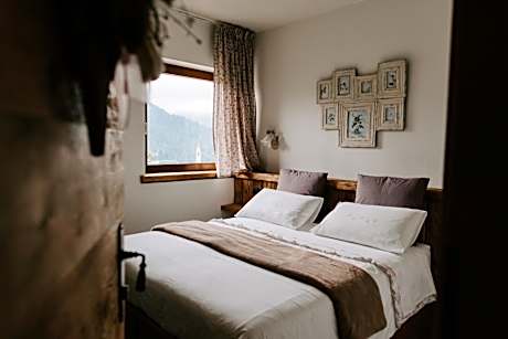 Double Room with Private External Bathroom