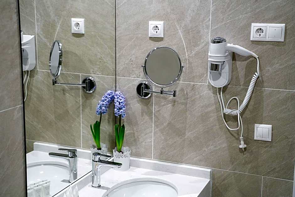 Arco Macarena Lofts by SHS