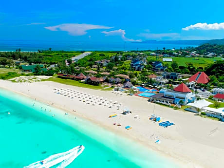 Okuma Private Beach & Resort