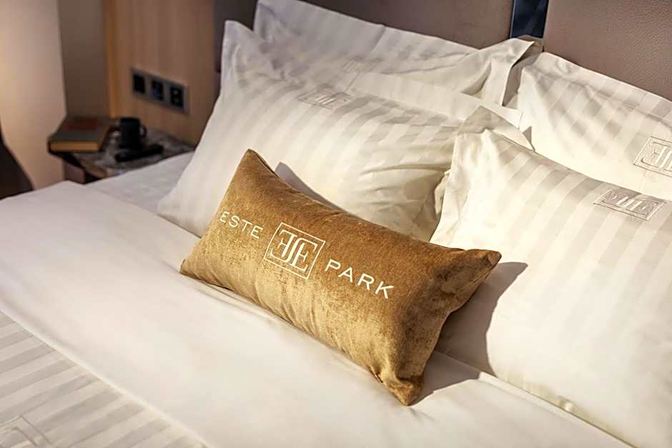 -- ESTE PARK HOTEL -- part of Urban Chic Luxury Design Hotels - Parking & Compliments - next to Shopping & Dining Mall Plovdiv