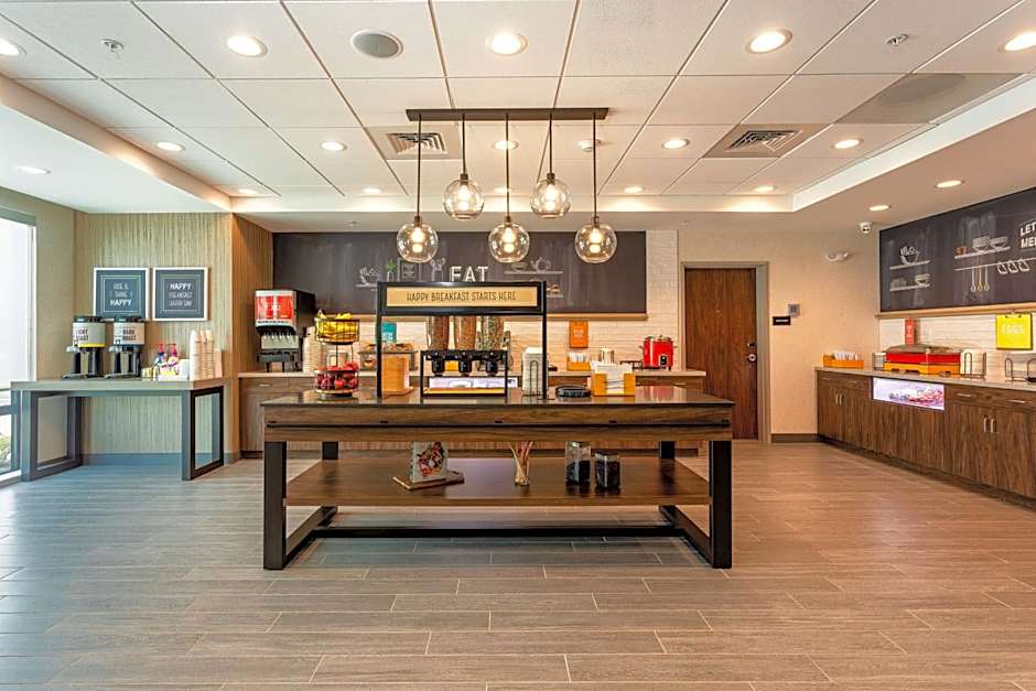Hampton Inn Marianna I-10
