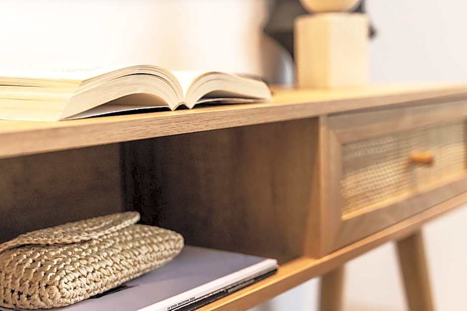 WYZ Attiki Aparthotel