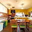 Yuzan Guesthouse