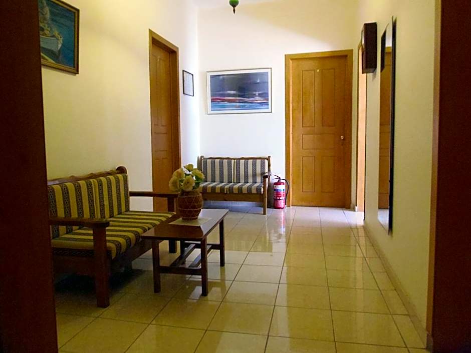 Hera Hotel