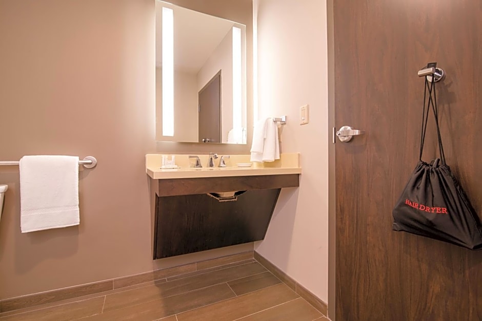 Fairfield Inn & Suites by Marriott New Orleans Downtown/French Quarter Area
