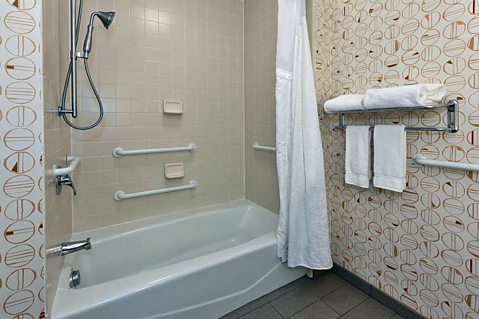 Holiday Inn Grand Rapids - South By IHG