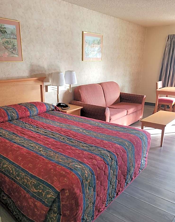 Western Inn Lakewood