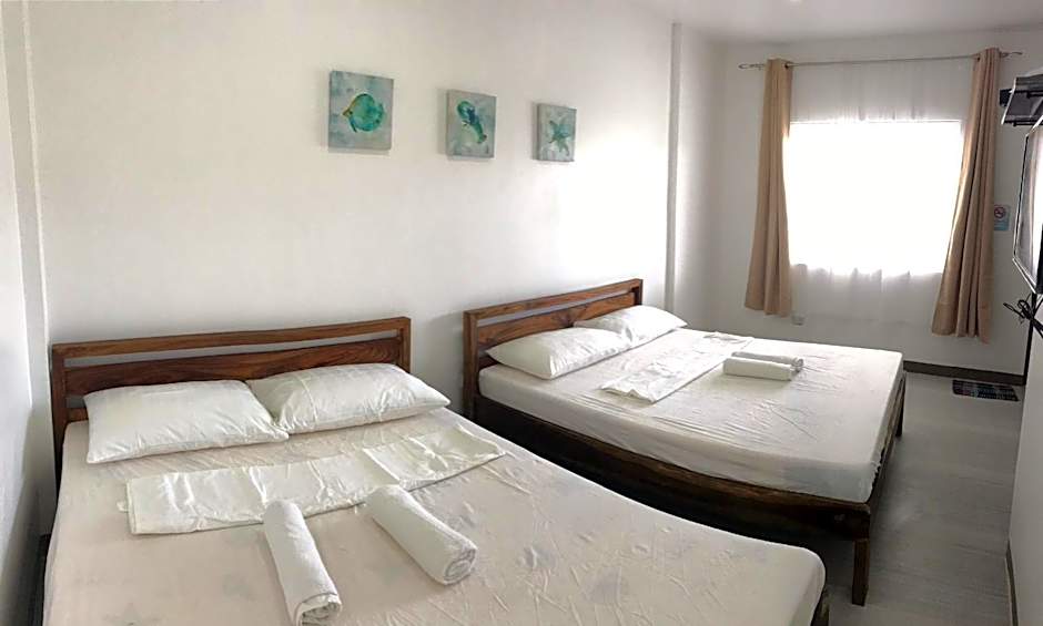 Seabreeze Beach Lodge