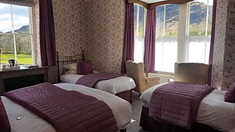 Triple Room with Private External Bathroom