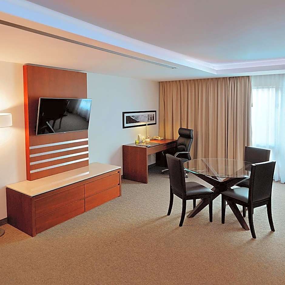 Radisson Poliforum Plaza Hotel Leon