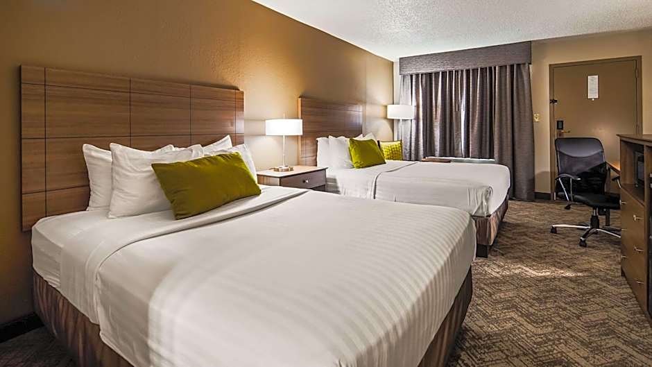 Best Western Center Inn