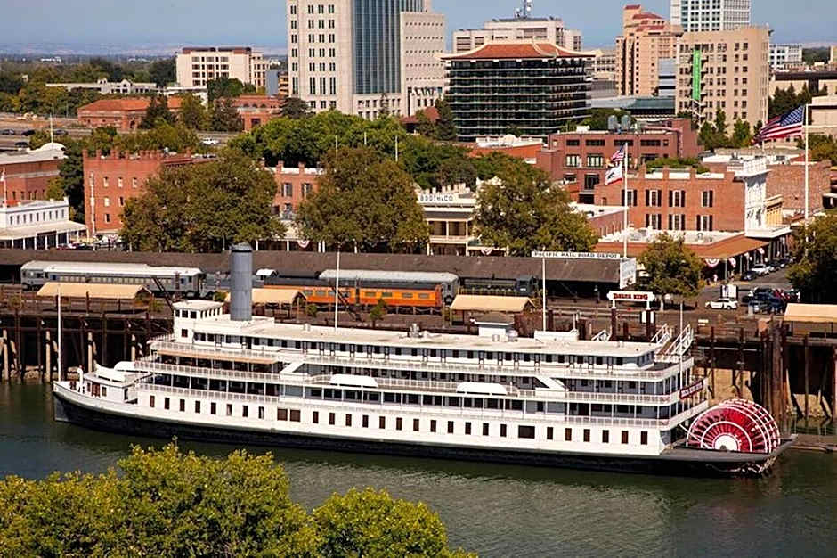 Delta King Hotel