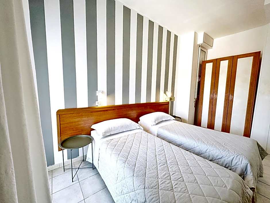 Photo 1 of 2 of Comfort, Terrace