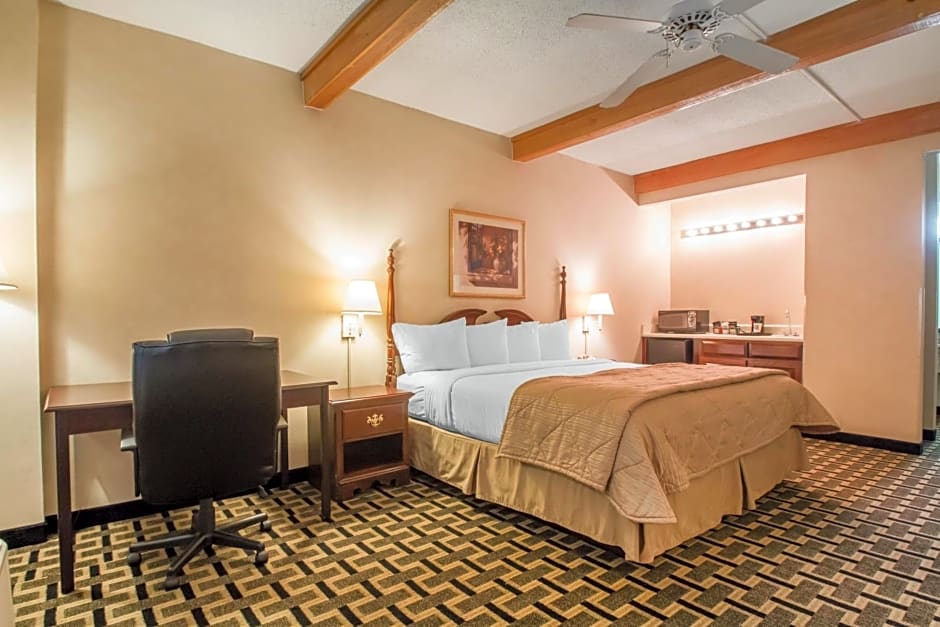 Quality Inn & Suites Ridgeland