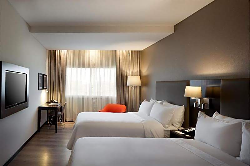 Radisson Hotel Santa Cruz
