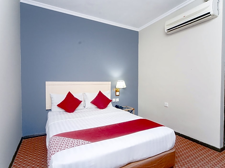 OYO 563 Jockey Lodge Hotel