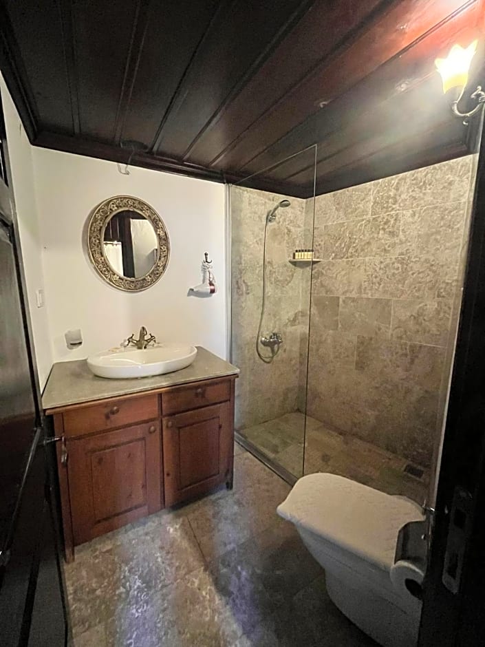 ŞİRİNCE BAHÇE OTEL