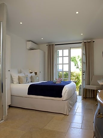 Small Double Room with Sea View
