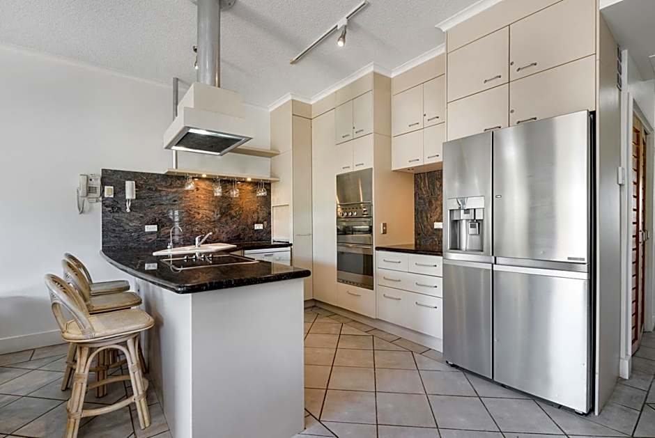 Mirra Chana Beachfront Apartments Mooloolaba