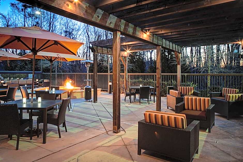 Courtyard by Marriott Atlanta Airport West