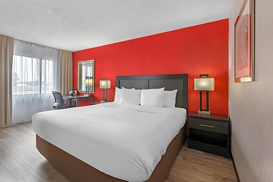 Quality Inn & Suites Mississauga