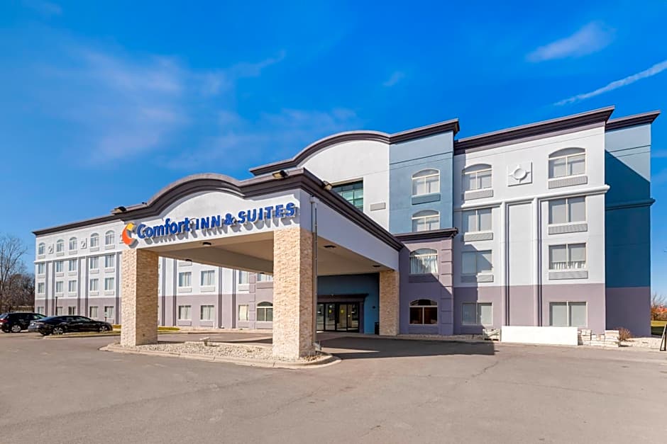 Comfort Inn & Suites Madison East - Monona