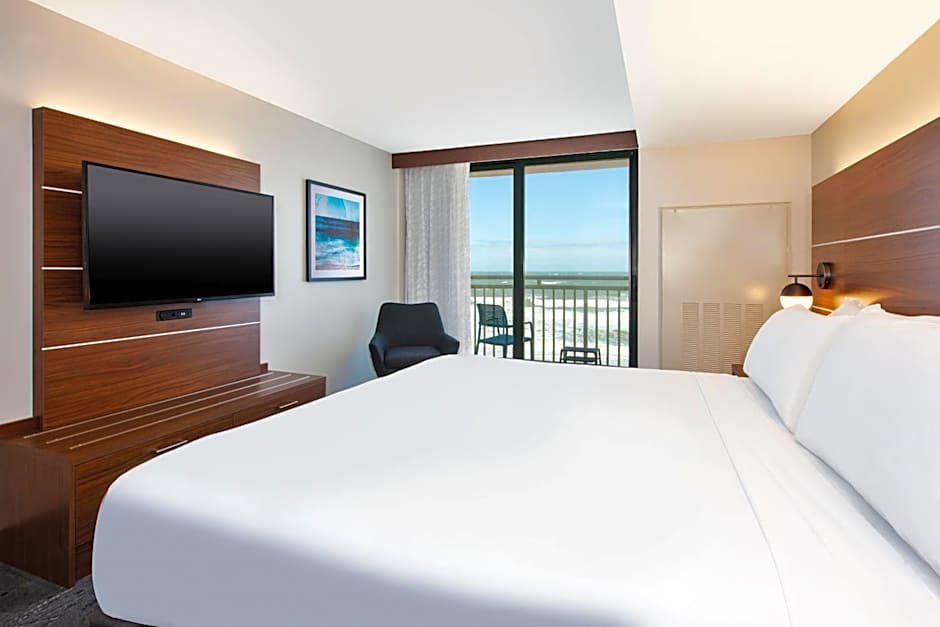 Holiday Inn Express & Suites VA Beach Oceanfront, an IHG Hotel