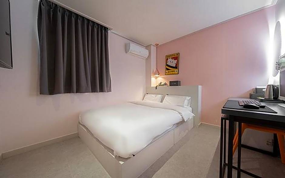 Uiwang Hotel Nine