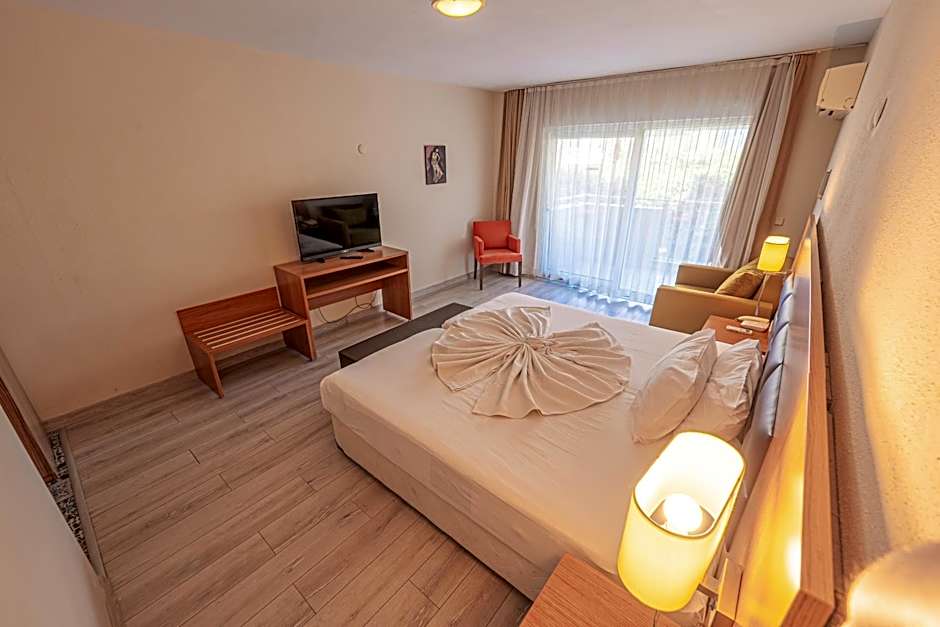 Begonville Hotel
