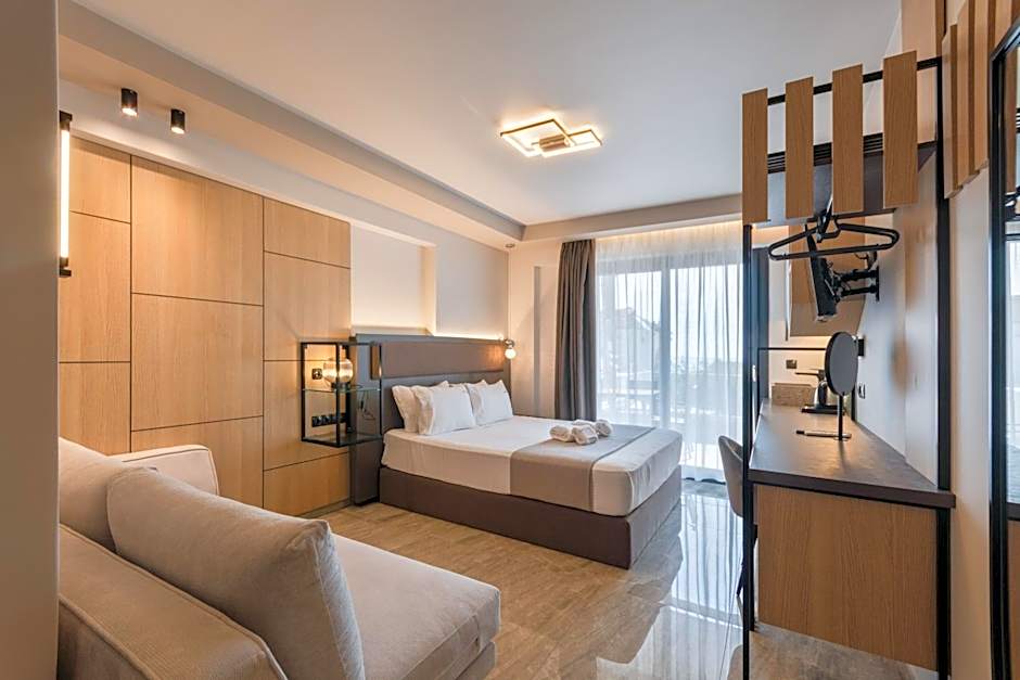 Costa De Luxe Suites