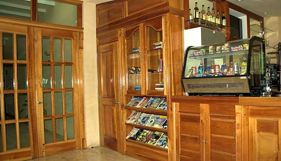 Cancun International Suites