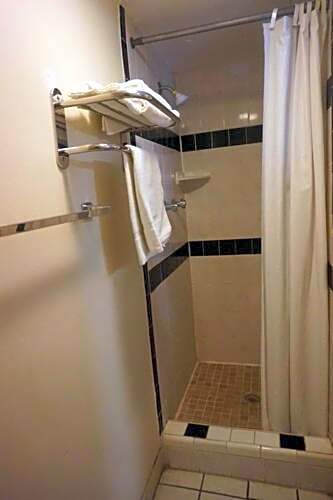 Executive Inn Pearsall