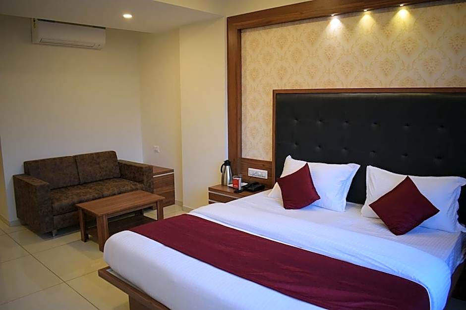 Hotel New Pathik-Ahmedabad