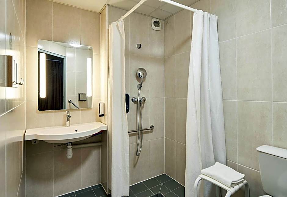 B&B HOTEL Maurepas
