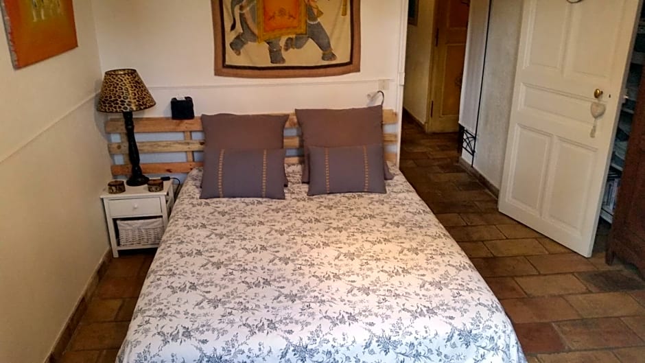 La Douce Heure – Mougins, CT