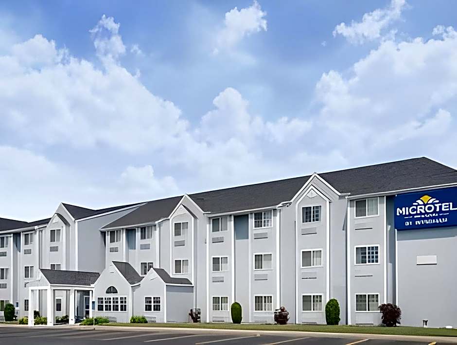 Microtel Inn & Suites By Wyndham Plattsburgh