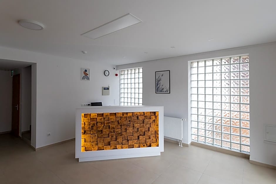 MERKUR APARTMENTS - SELF CHECK-in