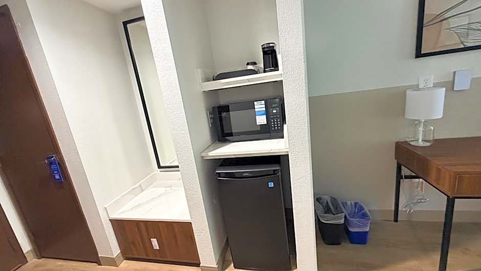 Wingate by Wyndham Athens Near Downtown