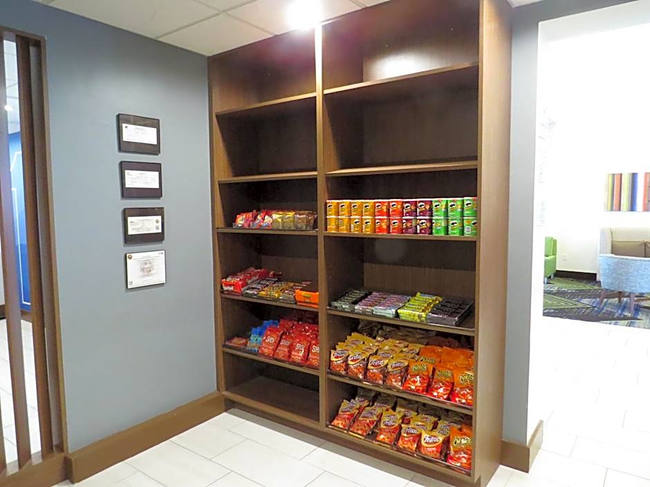 Holiday Inn Express & Suites Spring Hill By IHG