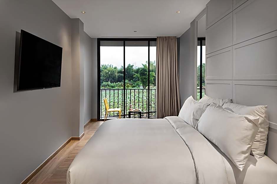 Sirinati Ban Thung Samo Khao Kho