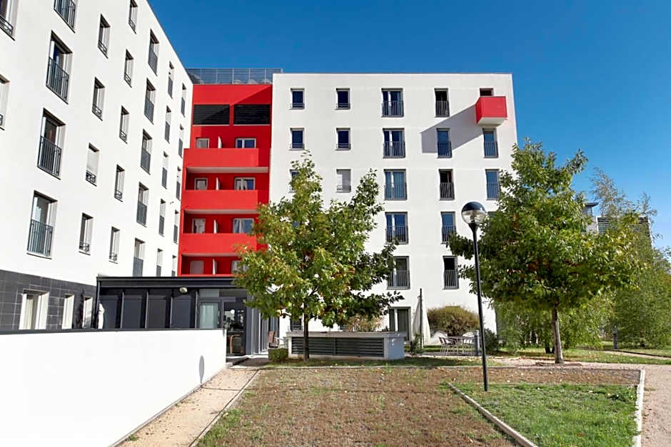 Appart'hôtel Odalys City - Bioparc Lyon Est