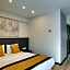 Leo Suites
