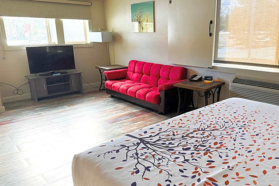 Empeiria High Sierra Hotel