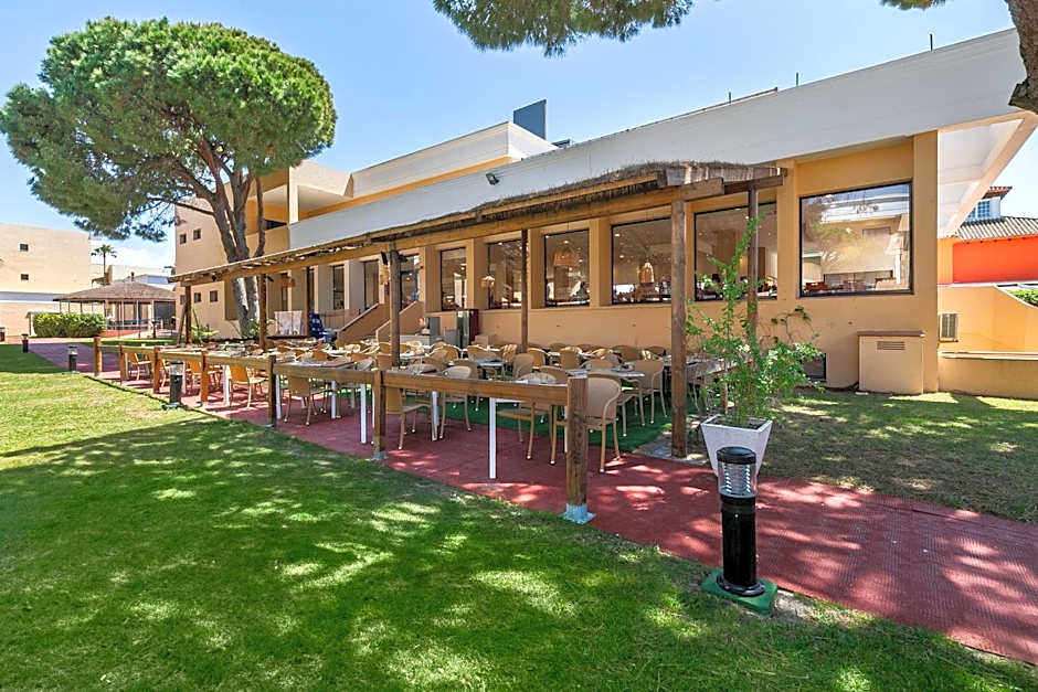 Sol Sancti Petri Aparthotel