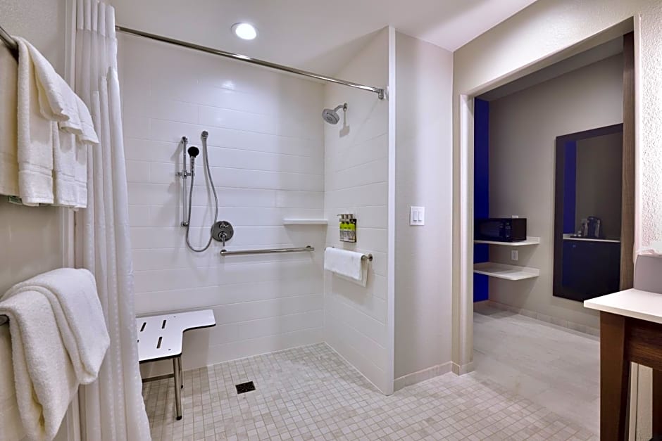 Holiday Inn Express & Suites Spring - Woodlands Area By IHG