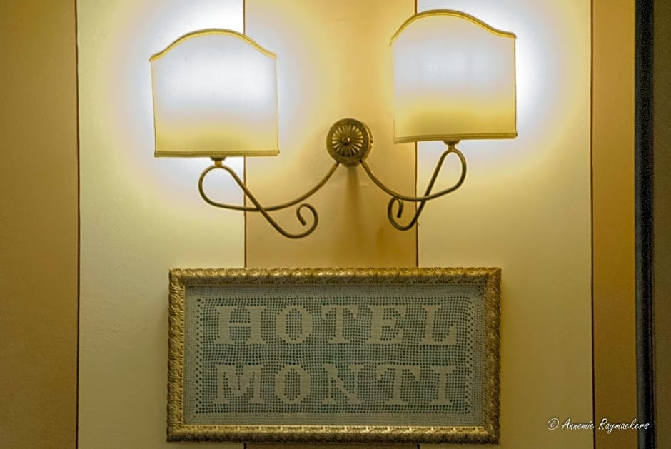 Hotel Monti