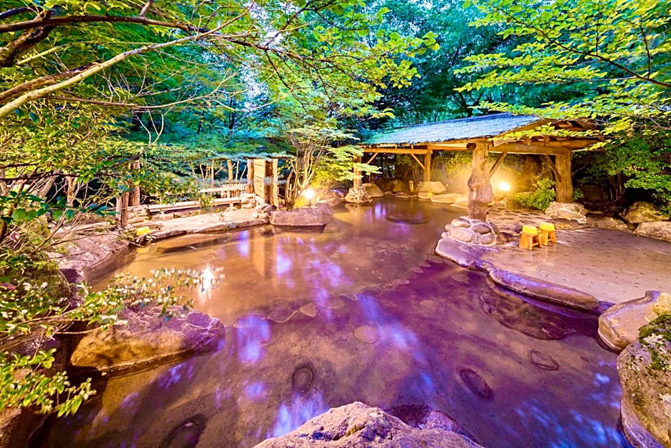 Satonoyu Waraku 13 years or older