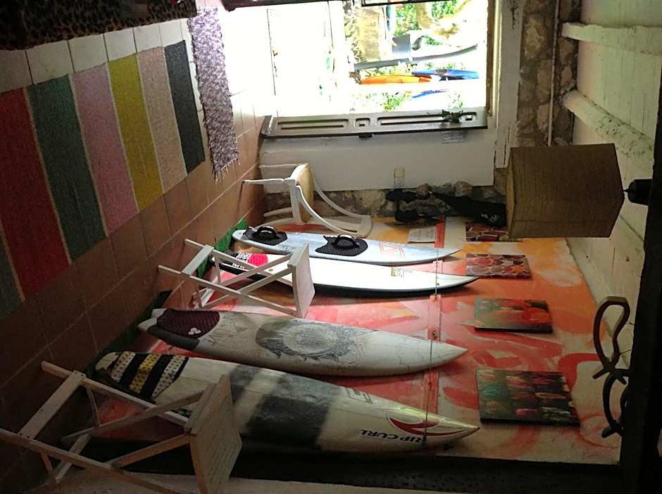 SURFtoLIVE House