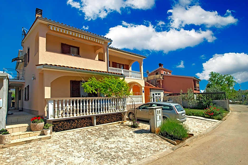 Apartment 934 — 50 fotoğraftan 1. fotoğraf