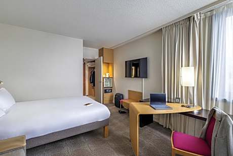 Classic Double Room with Sofa Bed